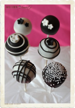 Birthday Cake Pops on Modern Birthday Bakes   Midtown Sweets