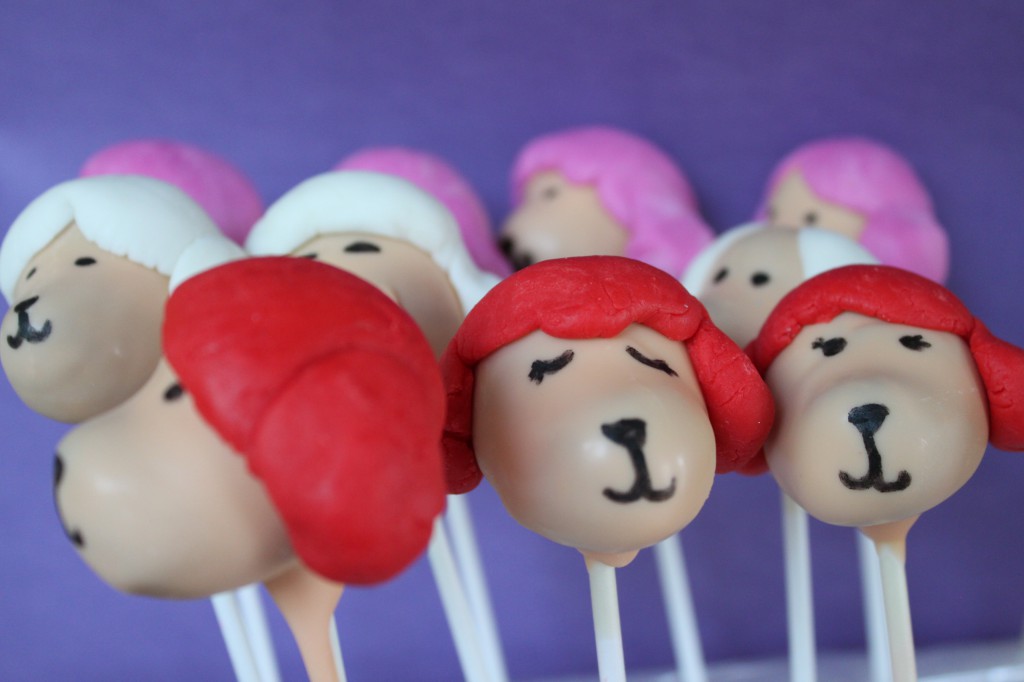 Puppy Themed Cake Pops